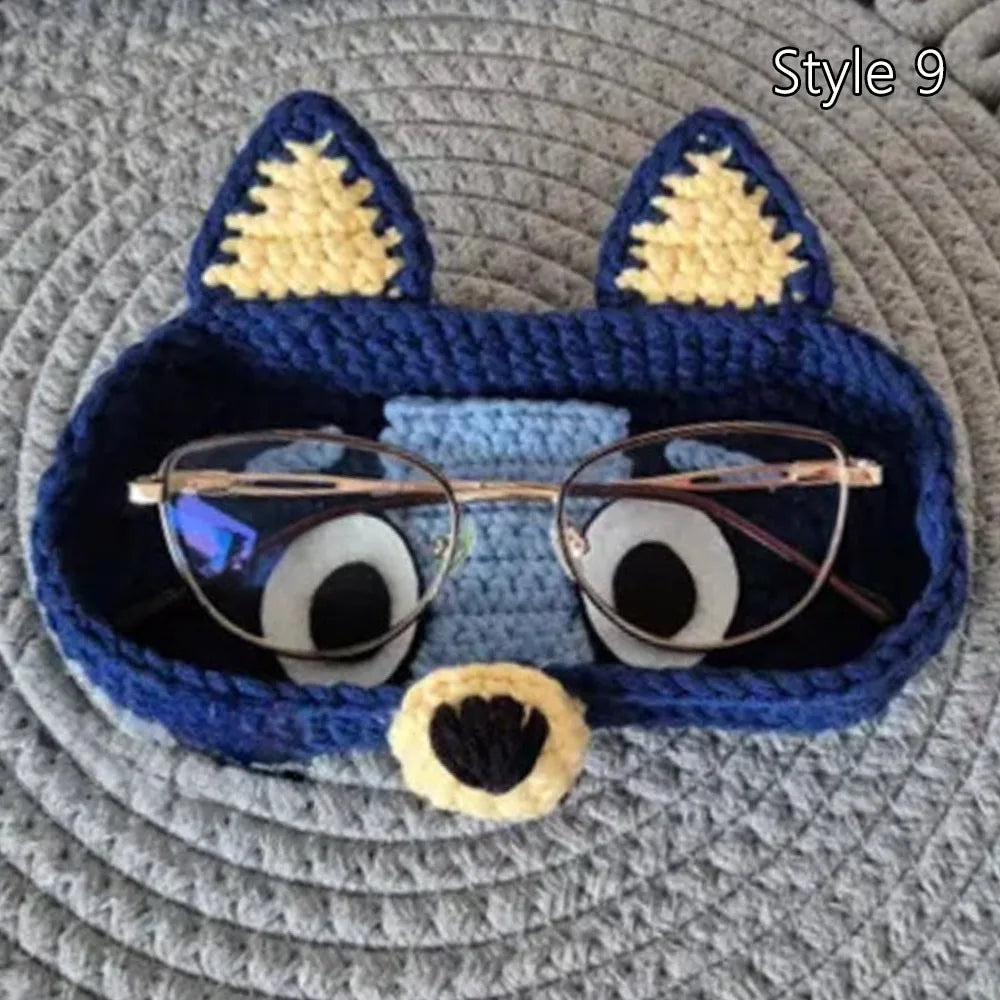 Handmade Crochet Bear Eyeglass Holder Tray – Cute Desktop Organiser & Mother's Day Gift