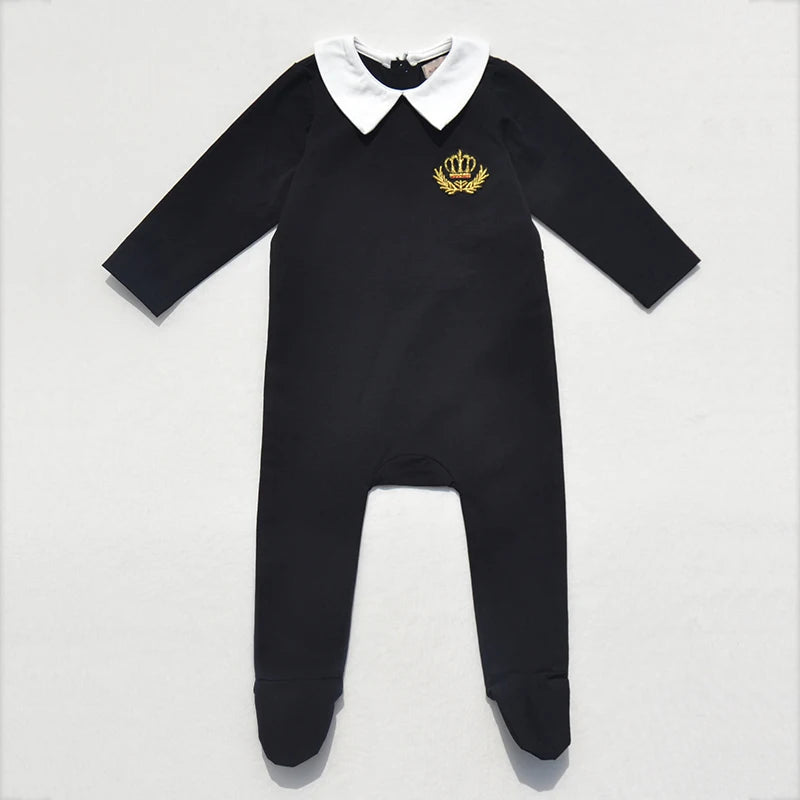 Ali Plus SS25 Shabbos pajama white and black girls boys baby toddler lounge robe with embroidered red crown