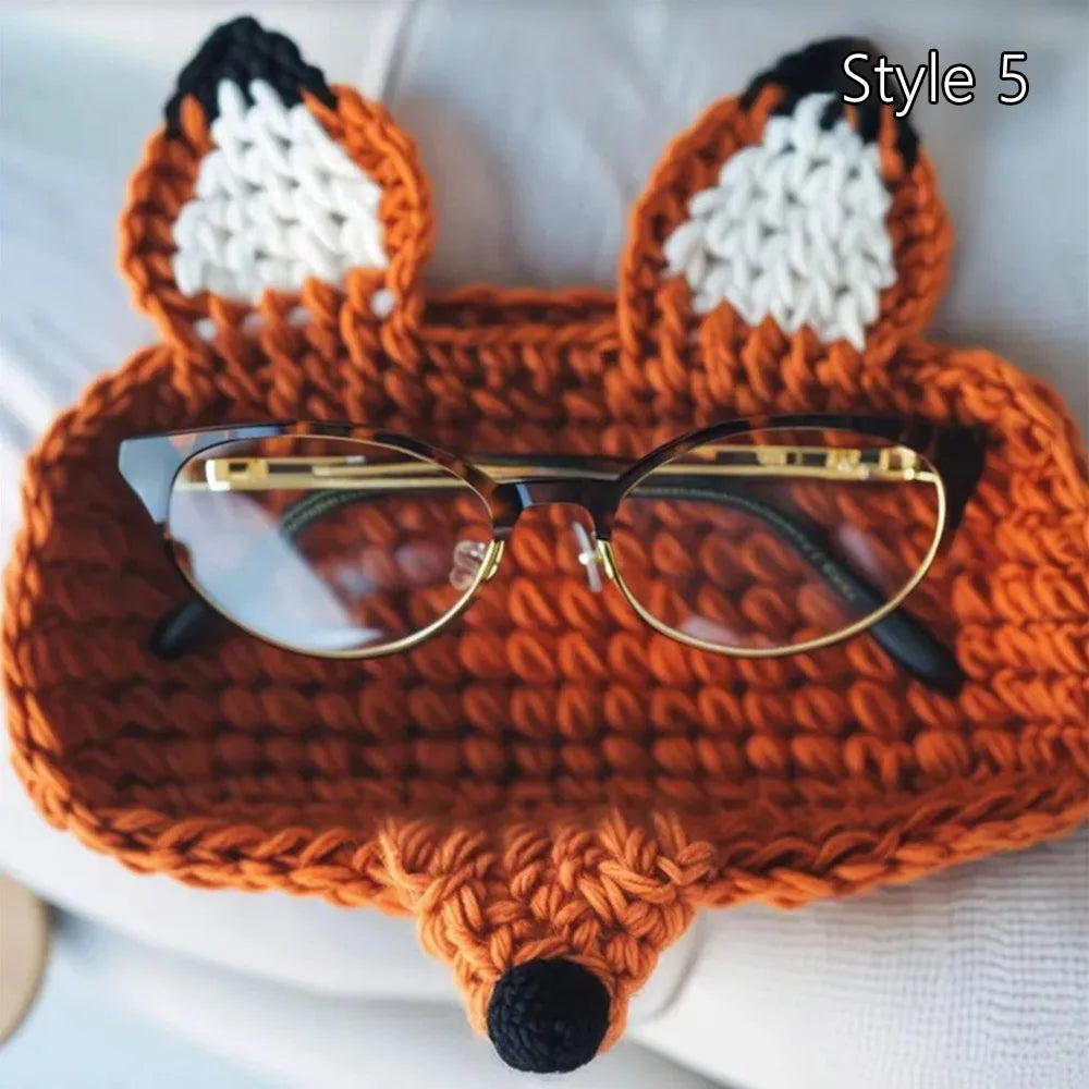 Handmade Crochet Bear Eyeglass Holder Tray – Cute Desktop Organiser & Mother's Day Gift