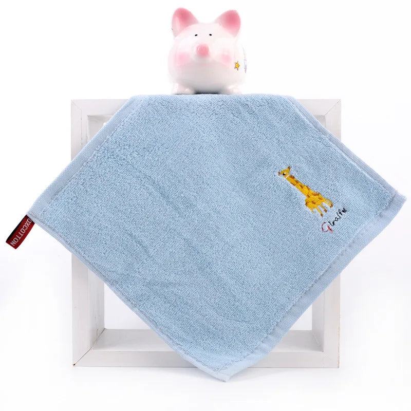 1Pcs 25x25cm 100% Cotton Cartoon Animal Embroidered Small Square Towel Baby Hand Wash Face